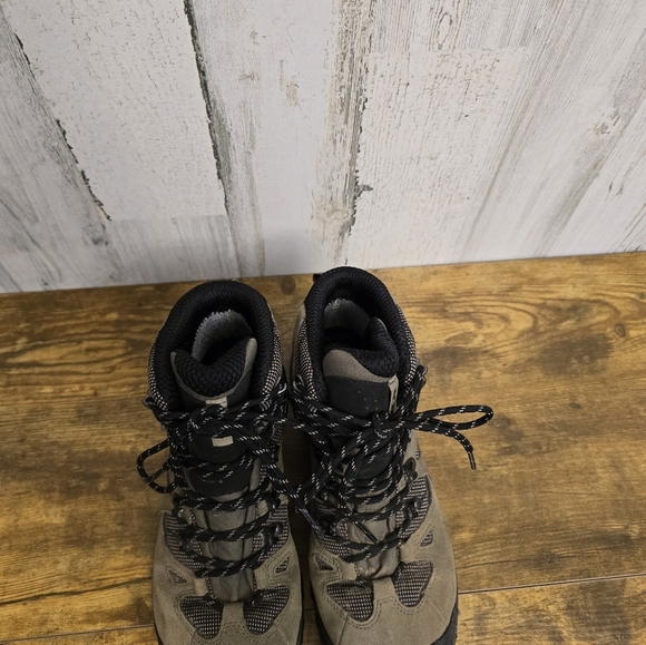 Salomon Goretex Mens size 8.5 brown and black boots - Picture 4 of 11